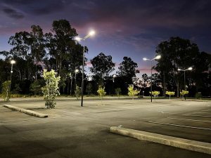 タイトル 未来を照らす LED ソーラーライトの明るい利点